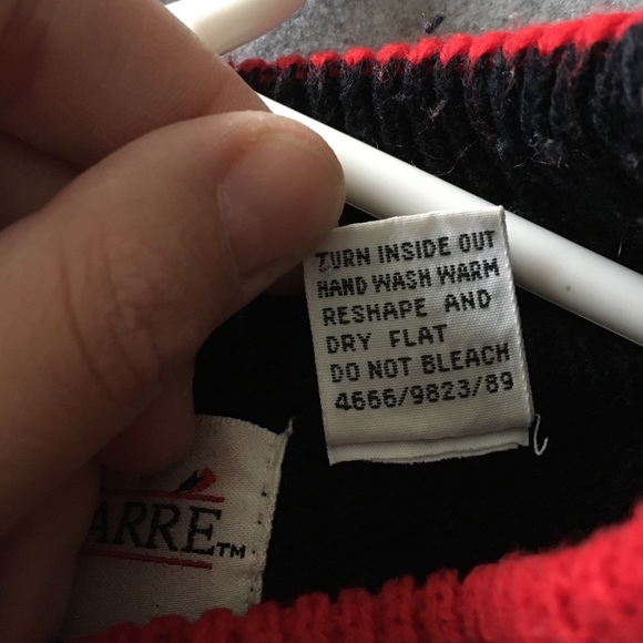 Adell Barre Vintage Cats playing with yarn sweater - Picture 8 of 10